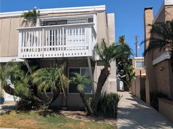 205 13th St APT D, Huntington Beach, CA 92648