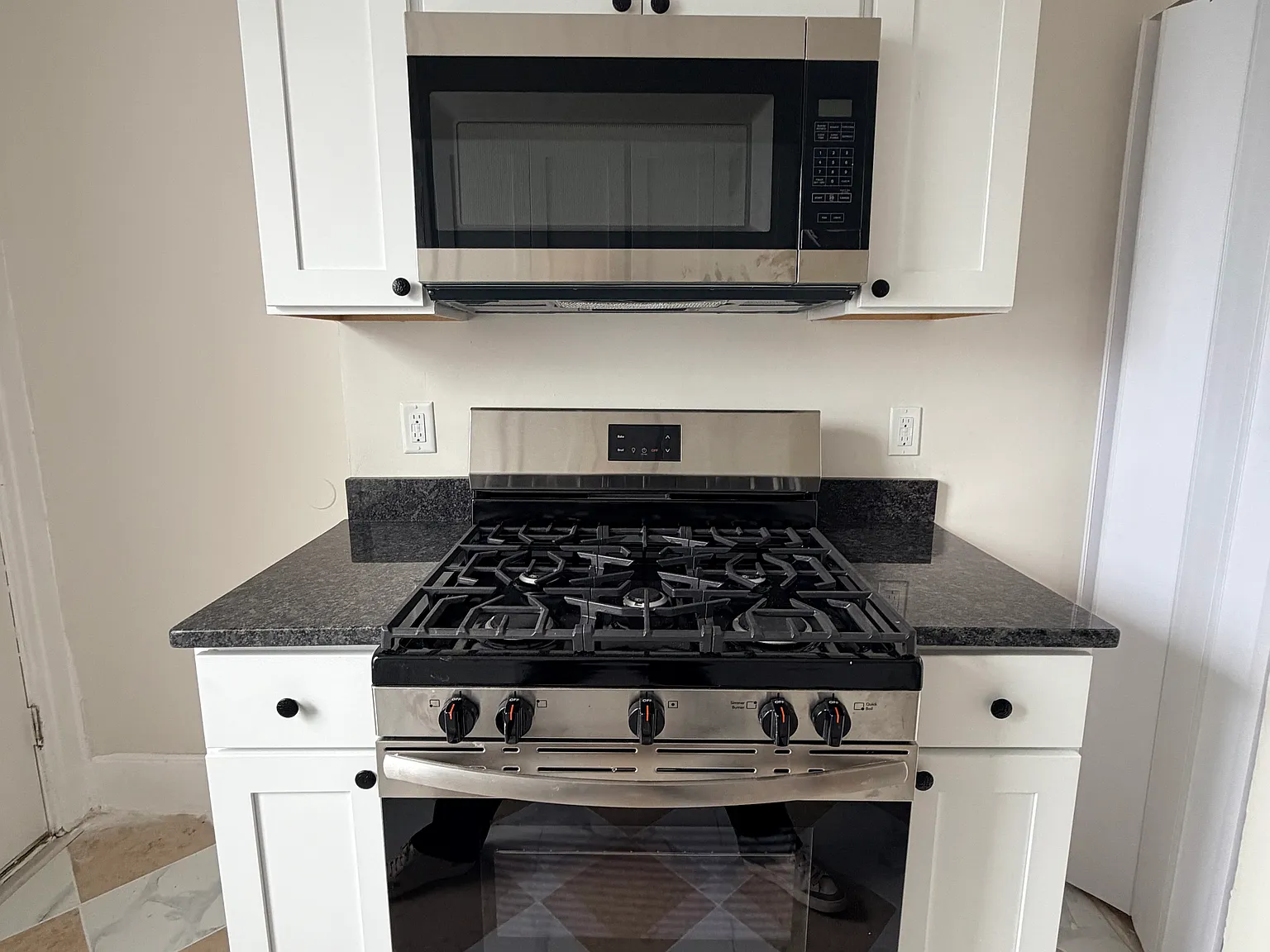 1 bed, $1,400 — Photo 3