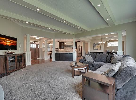 5th image of 4550 Trillium Dr N