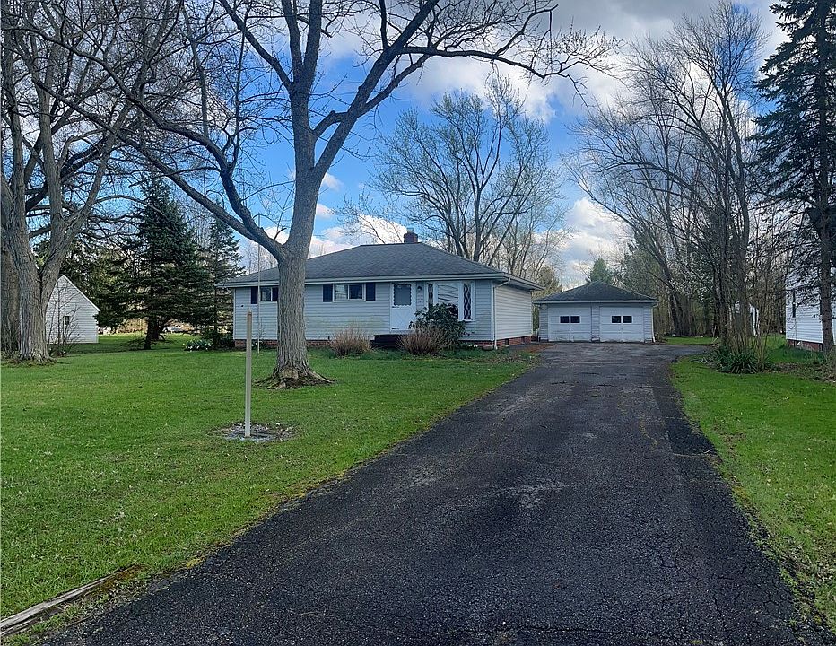 1st image of 33500 Arthur Rd