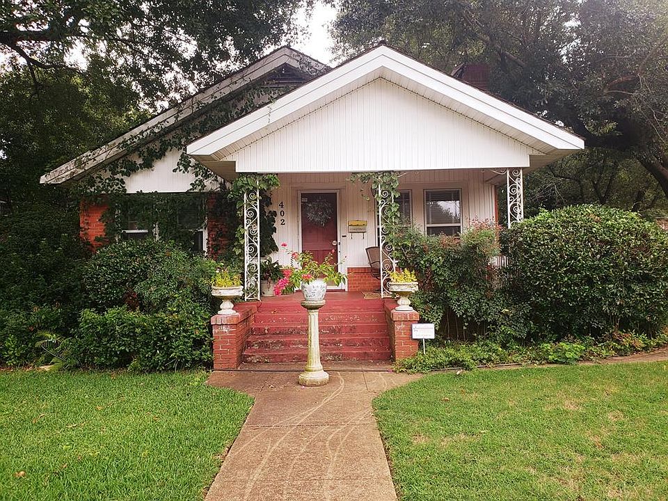 1st image of 402 E Angelina St