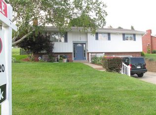 77 Willowbrook Ln, Washington, PA
