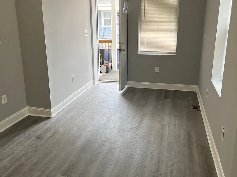 5633 Malcolm St #1 — Photo 6