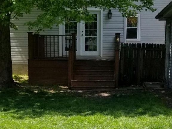4th image of 833 S 1st St