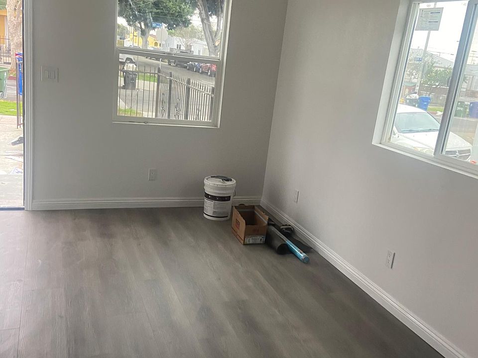 1st image of 1459 W 60th St