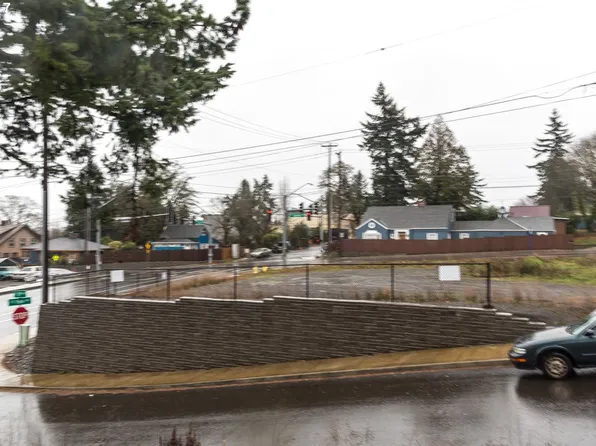 12811 SE Oatfield Rd, Milwaukie, OR 97222