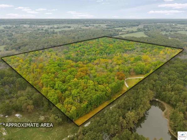 471 SE 1131st Rd, Clinton, MO 64735