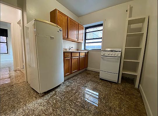 1st image of 259 W 55th St APT 5B