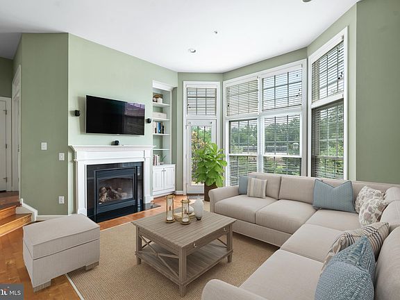 4th image of 5147 Brawner Pl