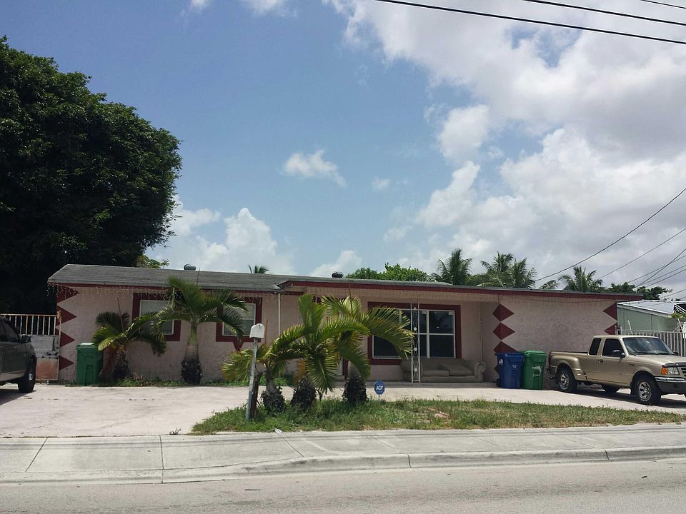 1st image of 17420 NW 47th Ave