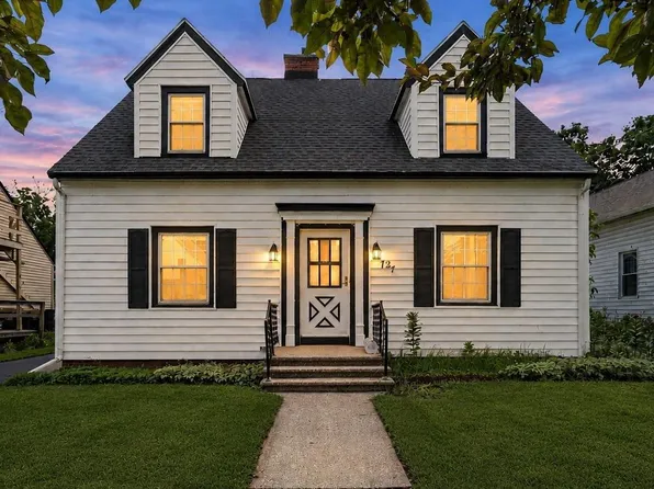 727 McKinley Ave, Beloit, WI 53511