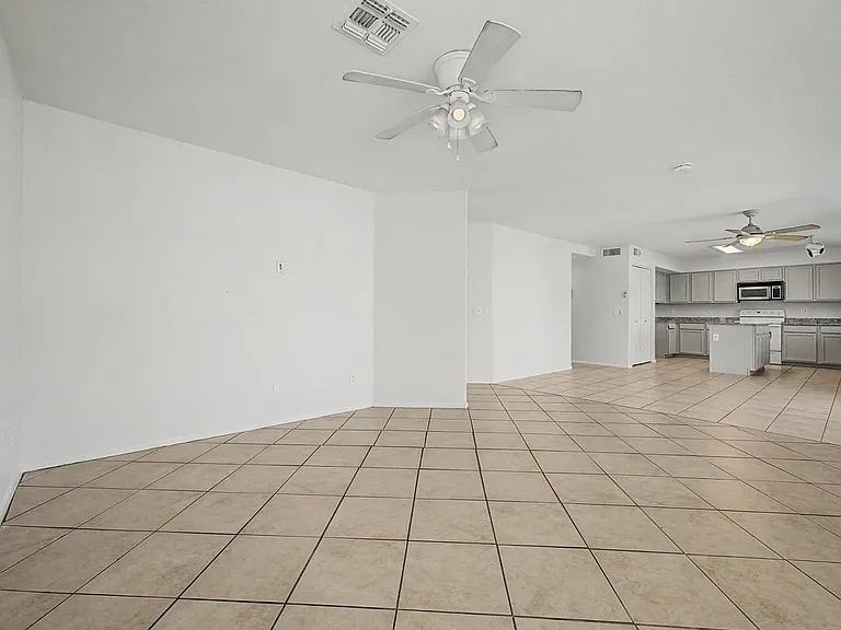 1295 S Honeysuckle Ln — Photo 13