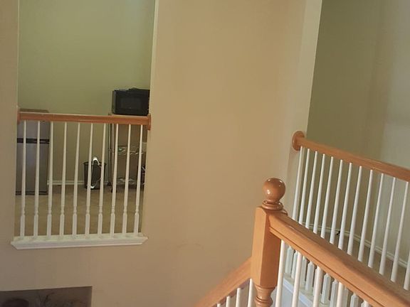 2nd image of 5724 Green Hollow Ln