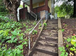 1108 Fabyan St, Pittsburgh, PA 15212