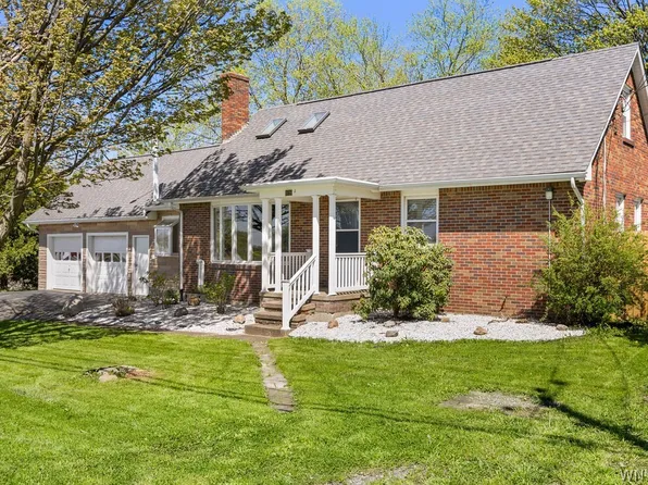 7879 E Eden Rd, Eden, NY 14057