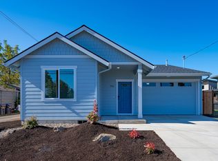 306 19th St, Springfield, OR 97477