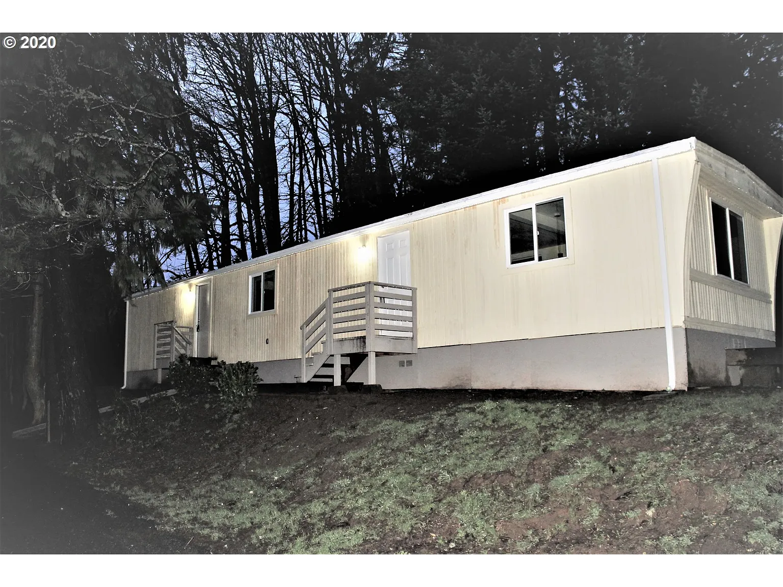 456 Pine St photo 1