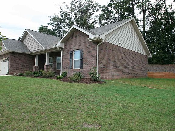 4th image of 463 Jewelwood Dr