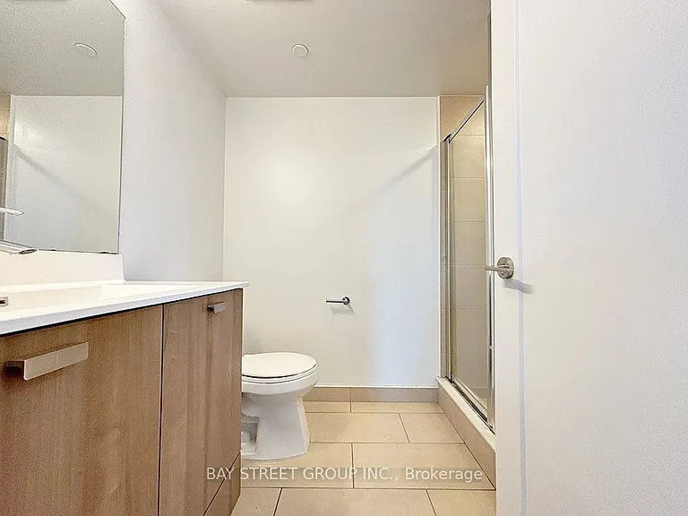 275 Village Green Sq #1222 — Photo 13