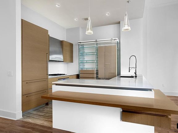 3rd image of 426 W 58th St #2/3C
