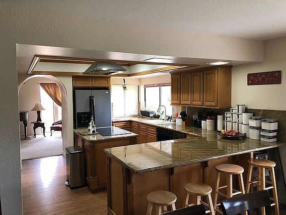 2nd image of 14647 Greenbriar Dr