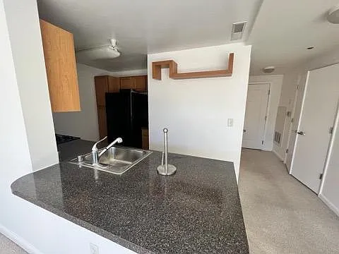 350 G St SW #526 — Photo 15