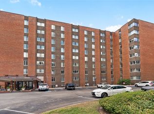 5 Bayard Rd APT 416, Pittsburgh, PA 15213
