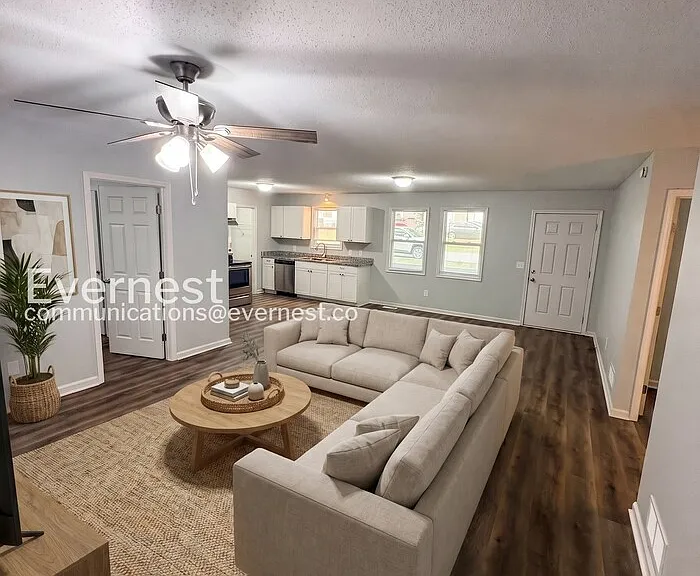 711 W Creek Cir — Photo 4