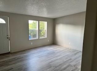 4309 Rawlins St, Cheyenne, WY 82001