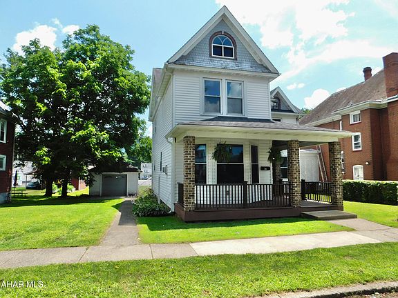 2nd image of 411 S 1st St