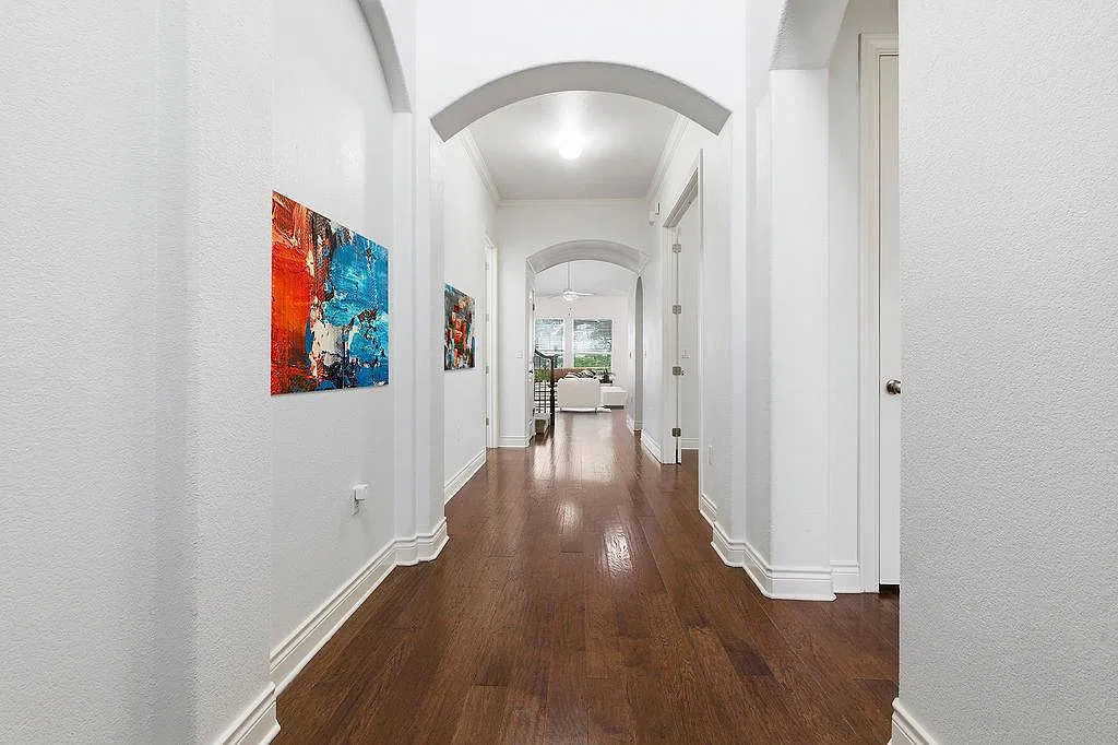 4 bed, 3.0 bath, 3044 sqft, $3,500 — Photo 3