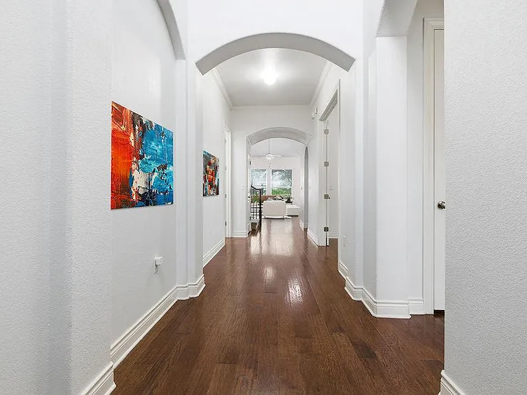 15004 Iveans Way — Photo 3