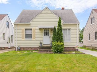 5703 Ridgewood Ave, Parma, OH 44129