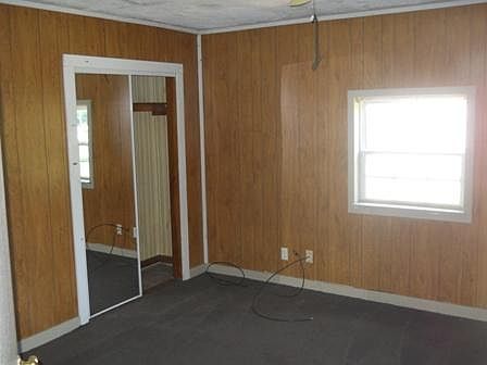 5th image of 1330 W Thoman St