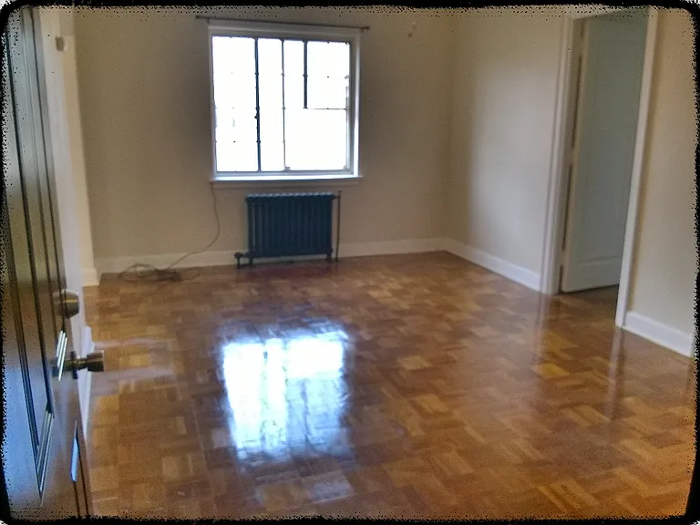 El Villa Apartments — Photo 20