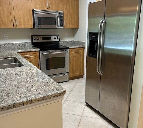 5th image of 6529 Emerald Dunes Drive #204