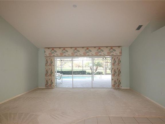 4th image of 1640 Liscourt Dr