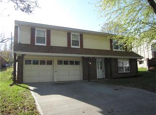 6424 N Genessee St, Kansas City, MO 64118