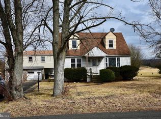 2204 Buck Rd, Green Lane, PA 18054