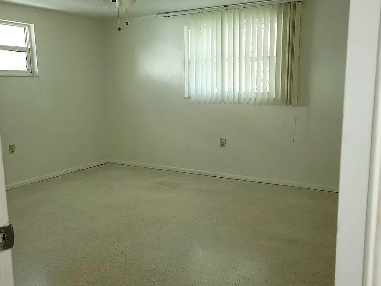5113 Moog Rd — Photo 26