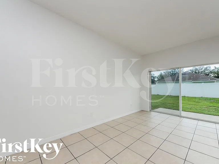 4302 Hidden Meadow Dr — Photo 5