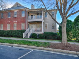 600 Copperline Dr UNIT 207, Chapel Hill, NC 27516