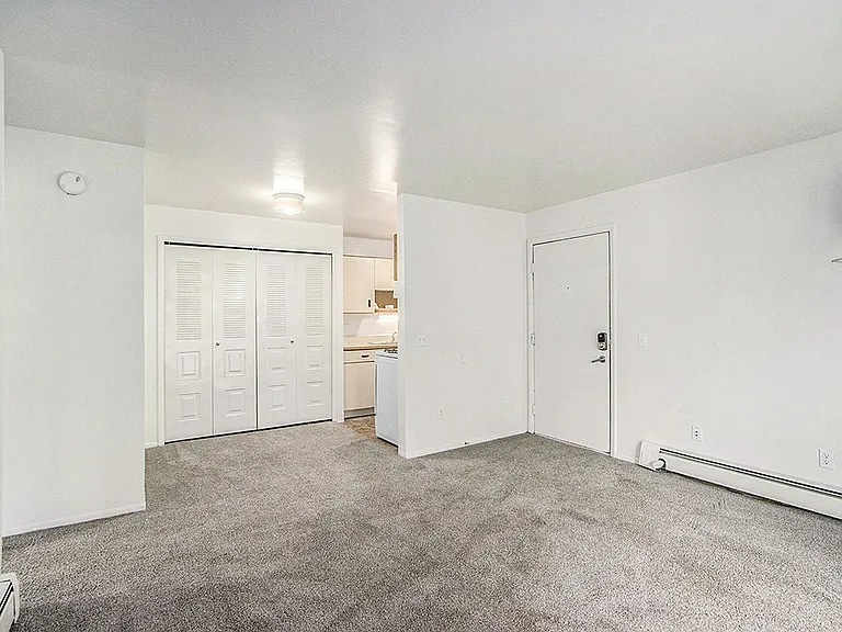 Concord Place Apartments — Photo 14