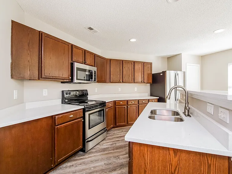 2613 Quarry Ridge Ln — Photo 9