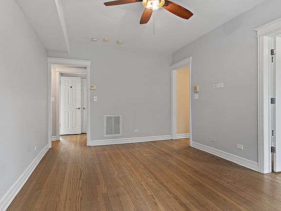 5th image of 2211 W Winona St APT 1