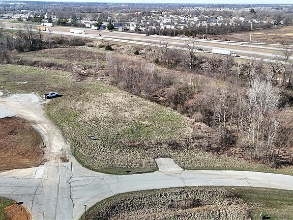 4th image of 284/ACRES-41 Walter Ct
