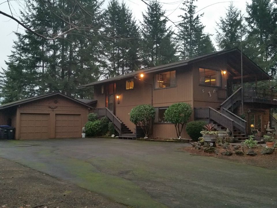 1st image of 200 E Fairway Dr