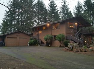200 E Fairway Dr, Allyn, WA 98524