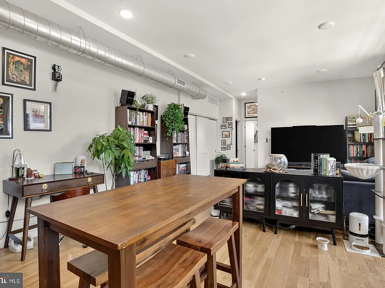 1737 N Howard St #3A — Photo 9