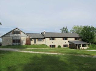 2200 Plantation Ln, Martinsville, IN 46151
